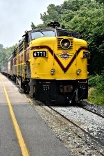 CVSR 6771 pulls into Northside Station.